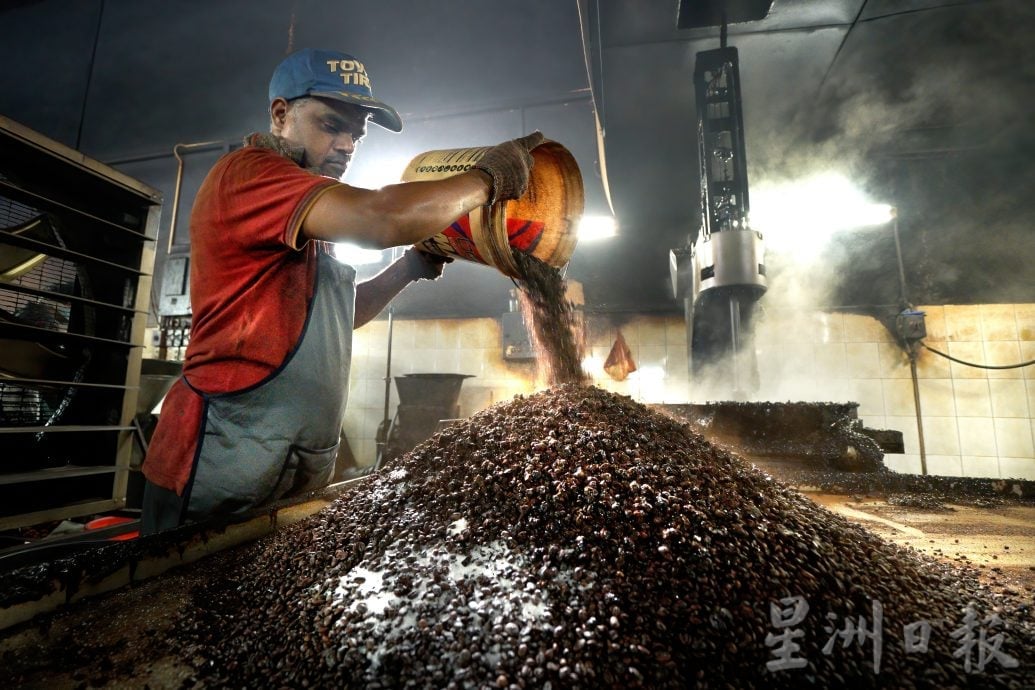 大霹雳封底主文/【怡保白咖啡】| 走进怡保咖啡厂 聆听白咖啡故事