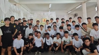 SPM考生车祸身亡| “永别了Jason,我们友谊永存” 朋友同学最后送别李莢增