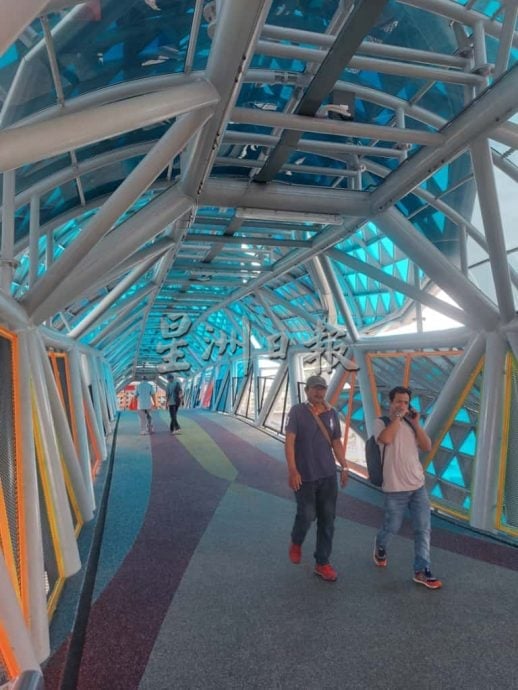 敦蒂惹天桥有保安及闭路电视确保安全