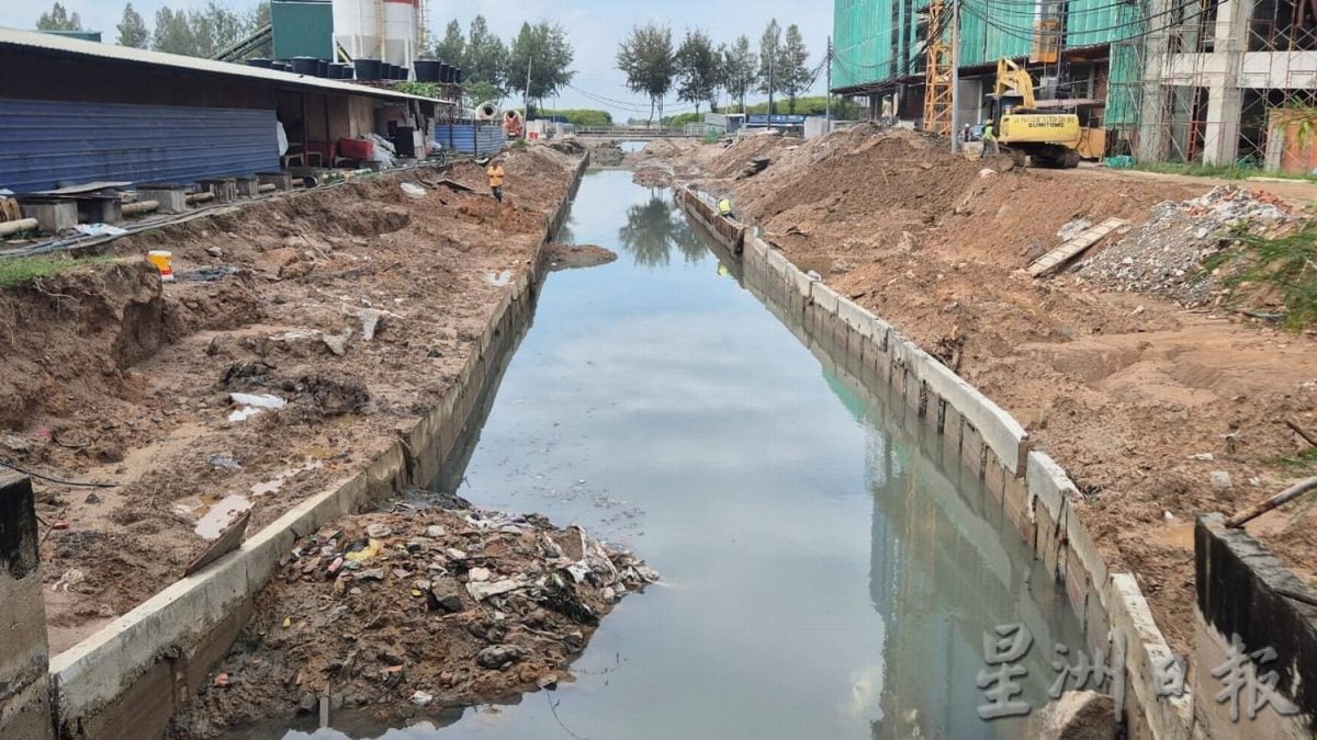 (古城第十版主文)议员建议征用土地兴建第二个蓄水池,舒缓闪电水灾