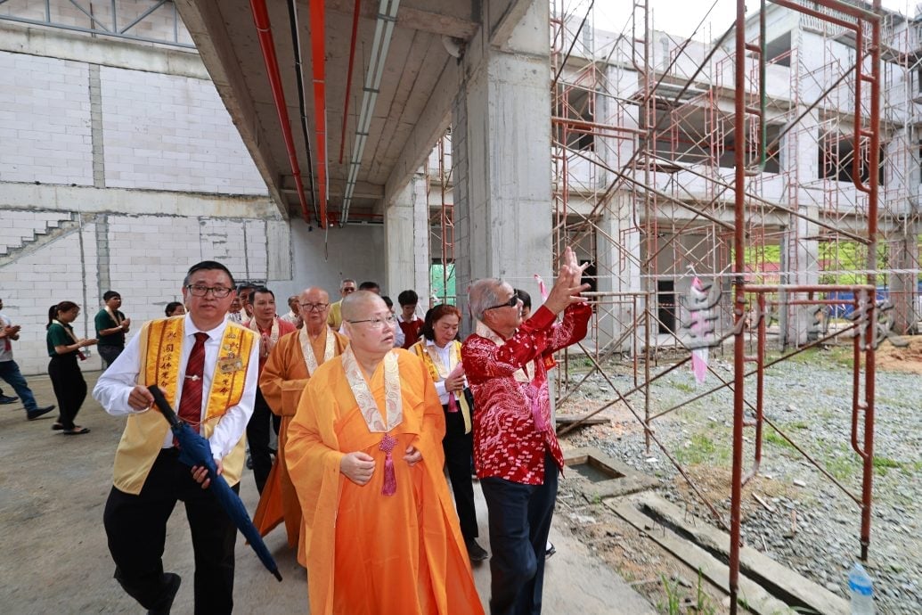 佛光山芙蓉文教中心上梁,工程迈入新里程碑