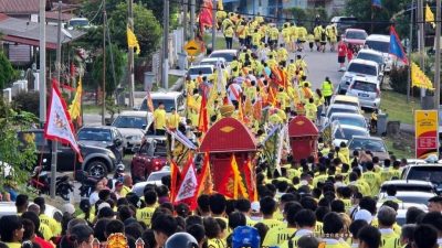 淡边五显坛巡境盛典 数千善信浩浩荡荡走13公里