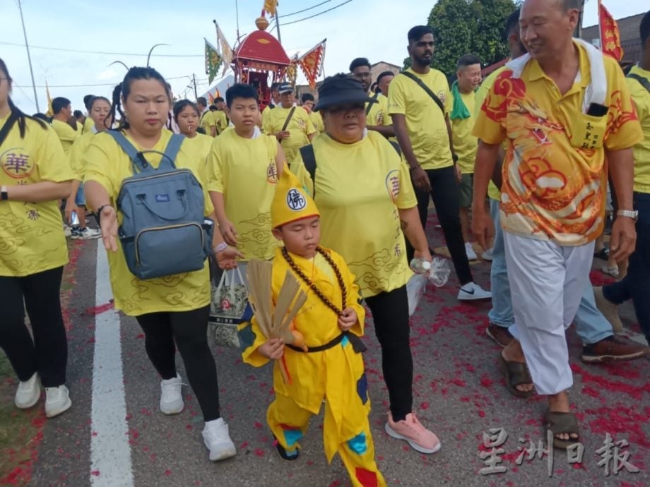 淡边五显坛巡境盛典 数千善信浩浩荡荡走13公里