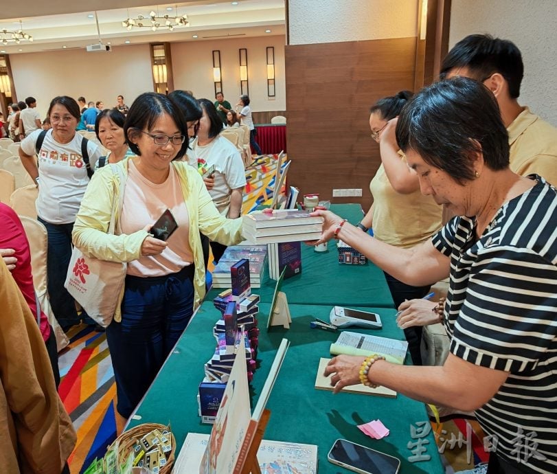 佛光山芙蓉首场弘法 慧开法师解读《药师经》吸引信众踊跃聆听