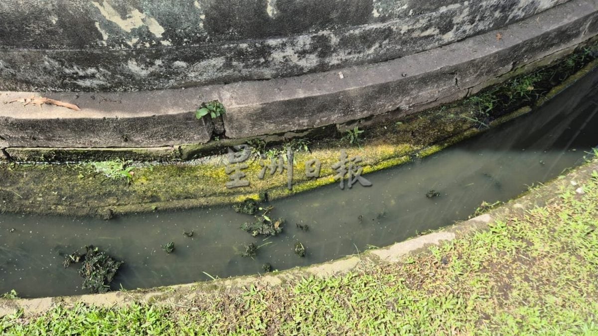 (古城第四版主文)葛南格第三期花园沟渠无法有效排水