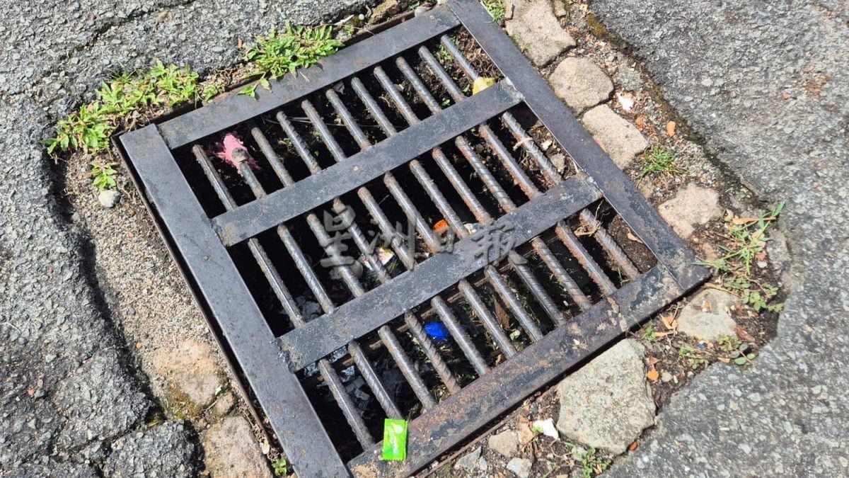 (古城第四版主文)葛南格第三期花园沟渠无法有效排水