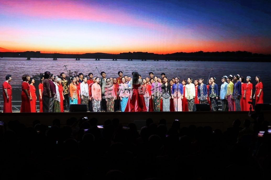 供星洲网:第四届森美兰合唱节圆满落幕,第五届由芙蓉佛光会合唱团接棒