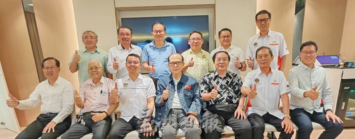 mz头//大都会:福联青11名历任及现任总团长,与八打灵再也国会议员李健聪交流会