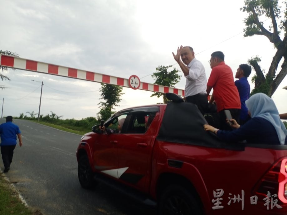 已签发 柔：版二头：太子城通往士乃机场捷径限高，嘉福尼：土地属联邦政府出租士乃机场