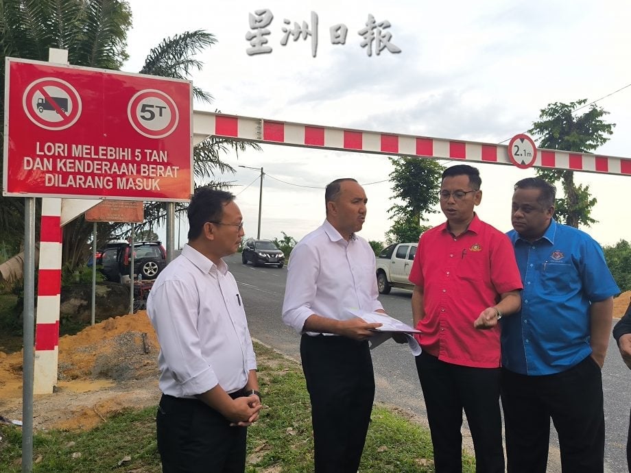 已签发 柔：版二头：太子城通往士乃机场捷径限高，嘉福尼：土地属联邦政府出租士乃机场