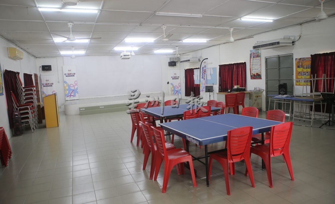 霹:19日见报∕封底主文∕微型华小 不微使命 | 东兴港新民小学看似“微小” 内则团结强大