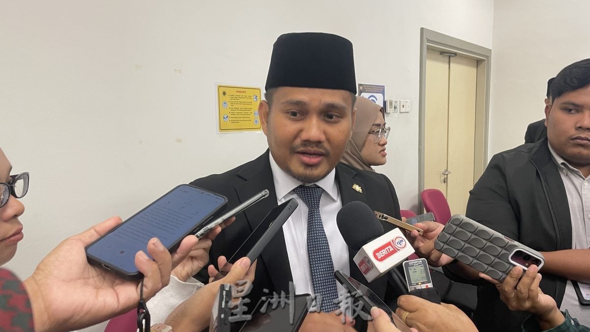 已签发 柔：封面副文：州议会文六：全柔11防洪计划，拉美士须拆旧弹，哥打丁宜须迁墓