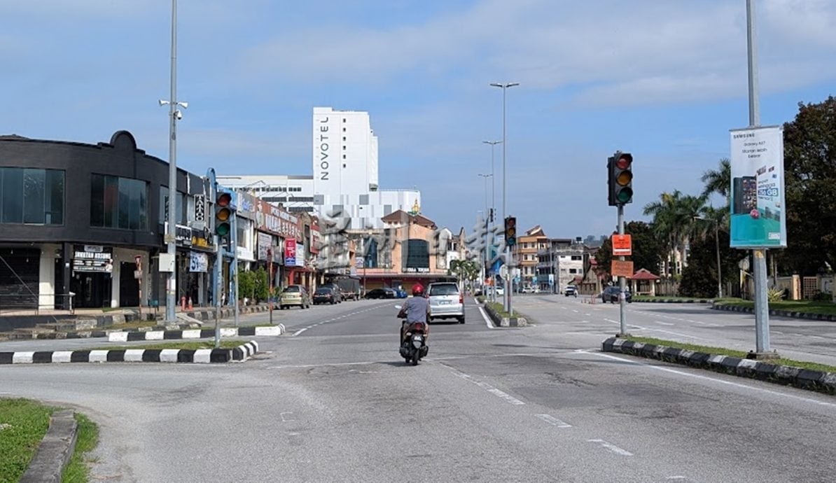 太平都拜诊所前交通灯失灵 公众吁当局抢修以策安全