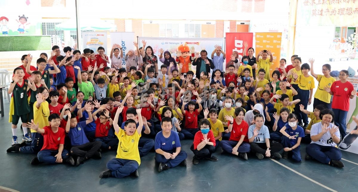 大都会(版头)/air selangor走入校园宣导节水