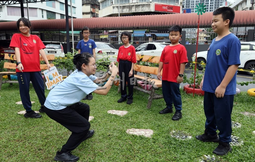 大都会(版头)/air selangor走入校园宣导节水