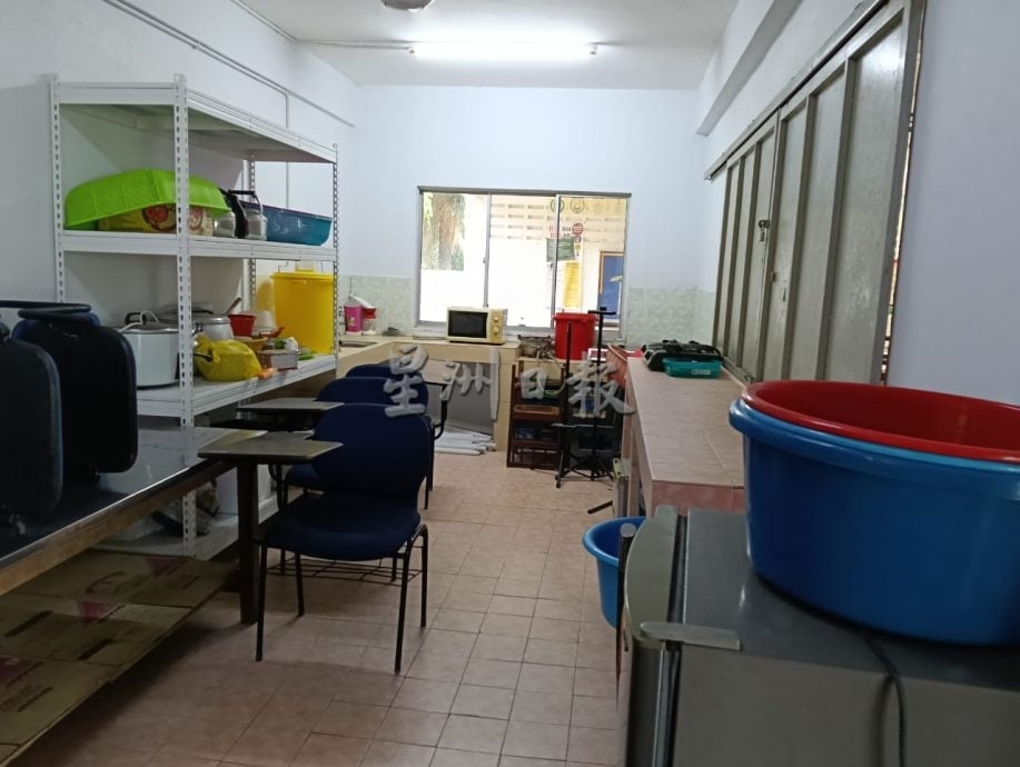 微型华小人数少　业者不敢经营 学生自备饭盒填肚子