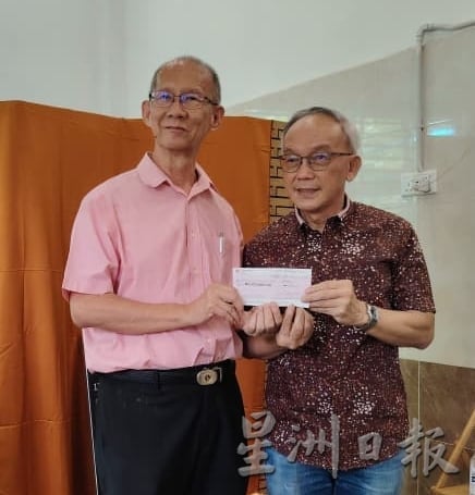 崔泽劬生日做慈善公益 捐24团体和赞助阅报计划