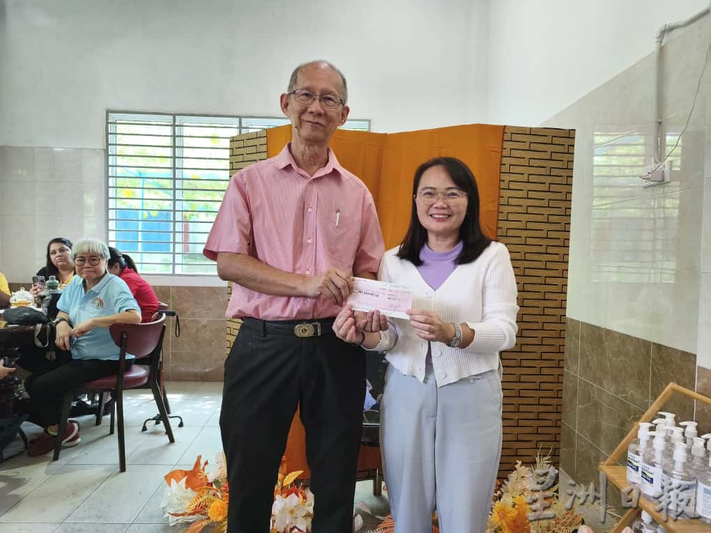 崔泽劬生日做慈善公益 捐24团体和赞助阅报计划