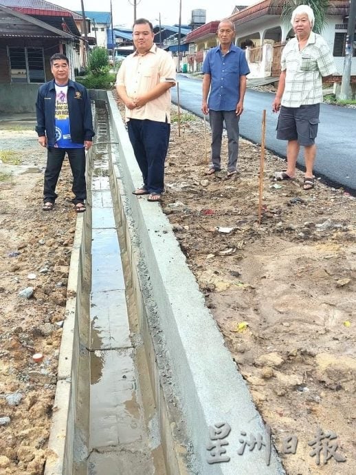 供星洲网：森州马华首获村长！两个重组村正式委任，村委阵容体现团结政府合作