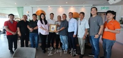 刘威泽：访属会整合资源  建强大商业网络谋福利