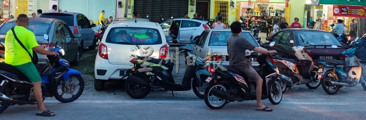 男子载母外出用餐 返家前猝死车内