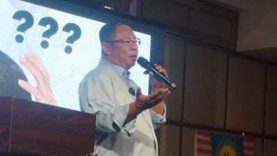 停车楼免收费 余田雄推动路阳7改革