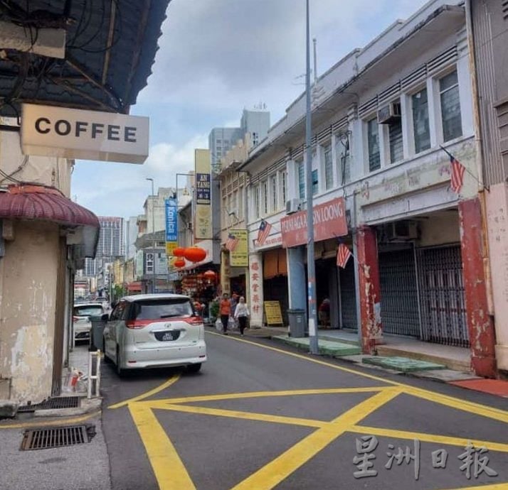 （古城第二版主文）武牙拉也街头近年来陆续有不同风格的咖啡馆成立