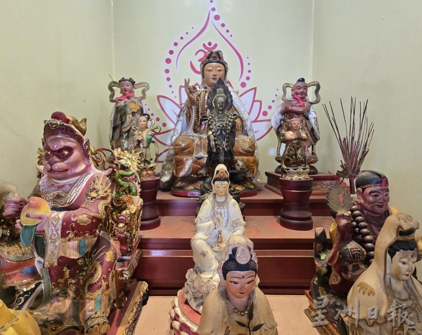 （古城第四版主文）《庙堂之旅》马六甲青山宫  全甲最大张公圣君像坐镇 护国祐民！ 