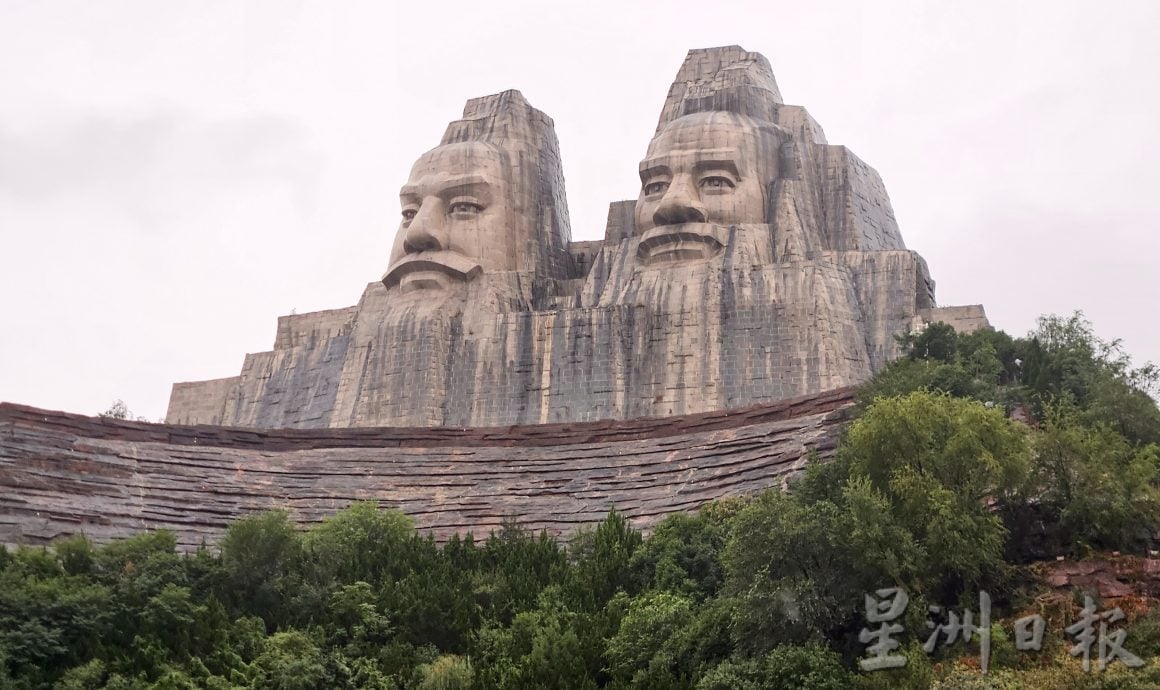 供星洲网/10名银发“背包客”的圆梦旅程，从芙蓉搭火车一路向北抵达北京