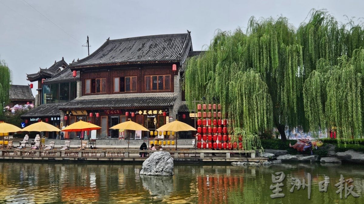 供星洲网/10名银发“背包客”的圆梦旅程，从芙蓉搭火车一路向北抵达北京