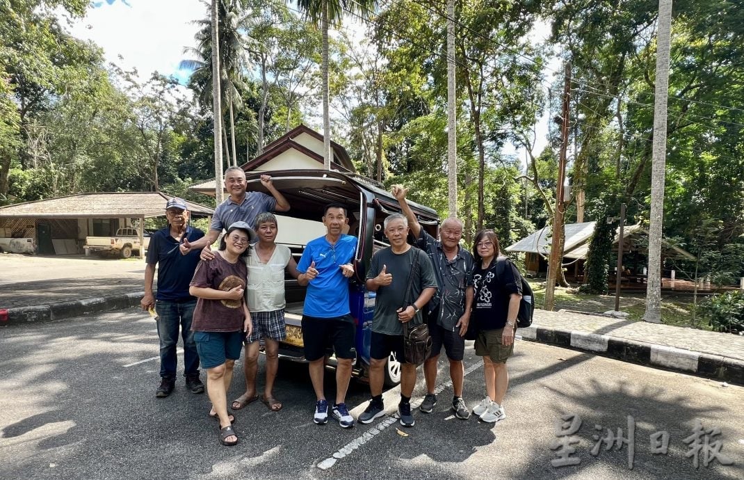 供星洲网/10名银发“背包客”的圆梦旅程，从芙蓉搭火车一路向北抵达北京