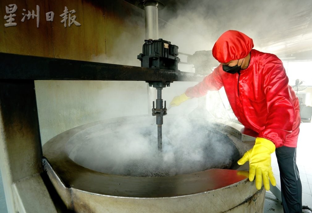 大霹雳封底主文／【怡保白咖啡】｜从炒豆走向餐饮 白咖啡业翻开品牌新篇 