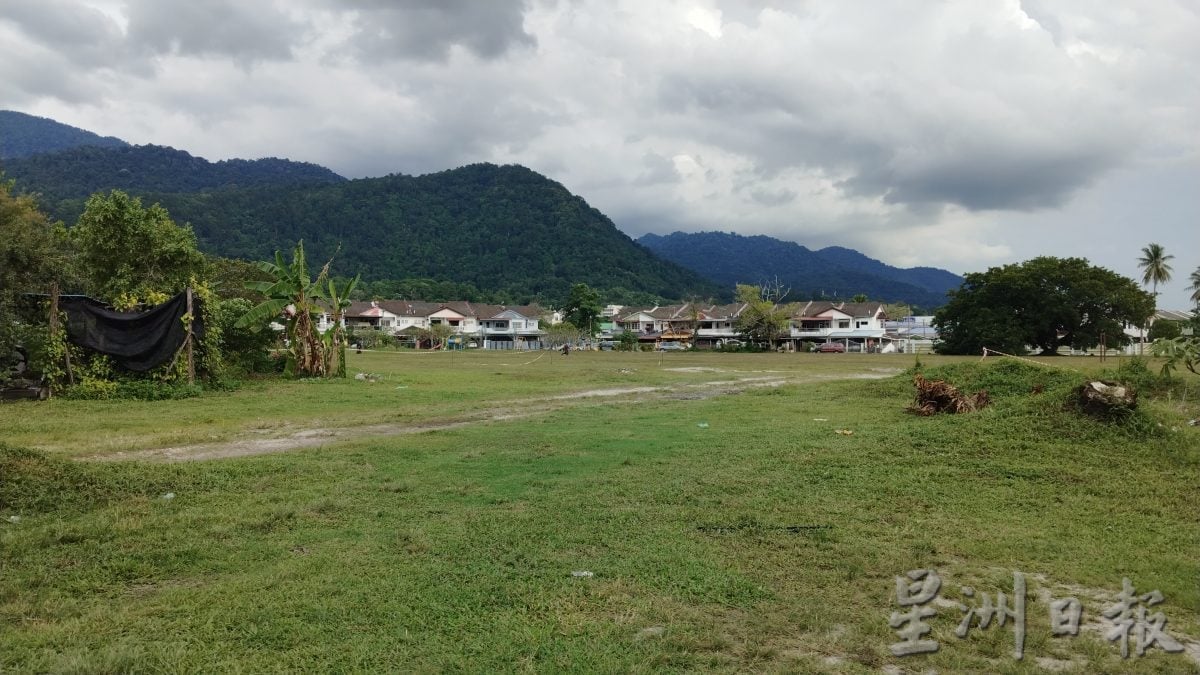 住宅区草场建洗肾中心 居民集体抗议