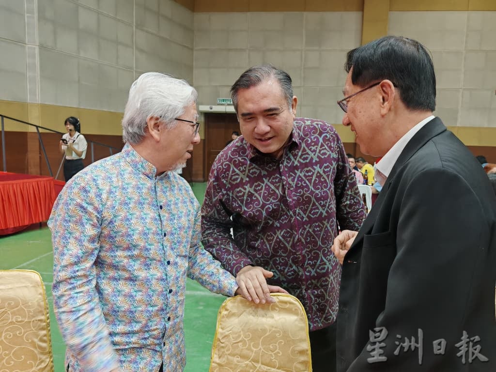 （已签发）全国：南方大学学院三大发展方向   推动AI、发展人才、打造南方磁场校地