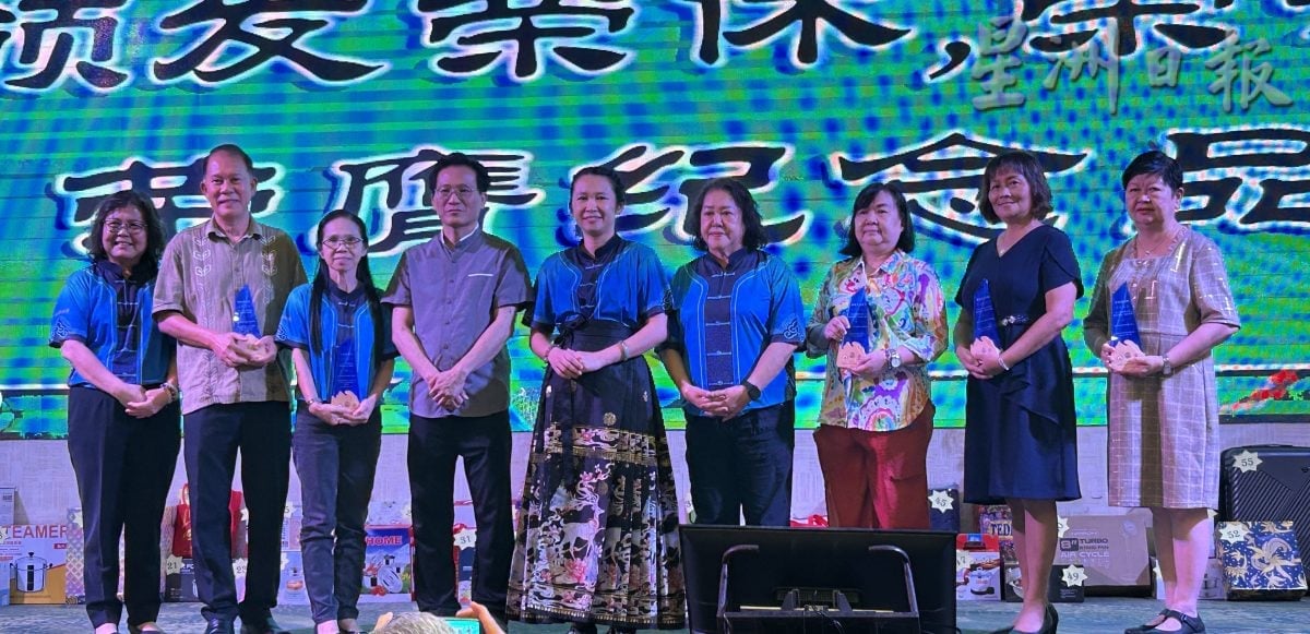 互补互助资源共享 霹三大教师会并肩前行