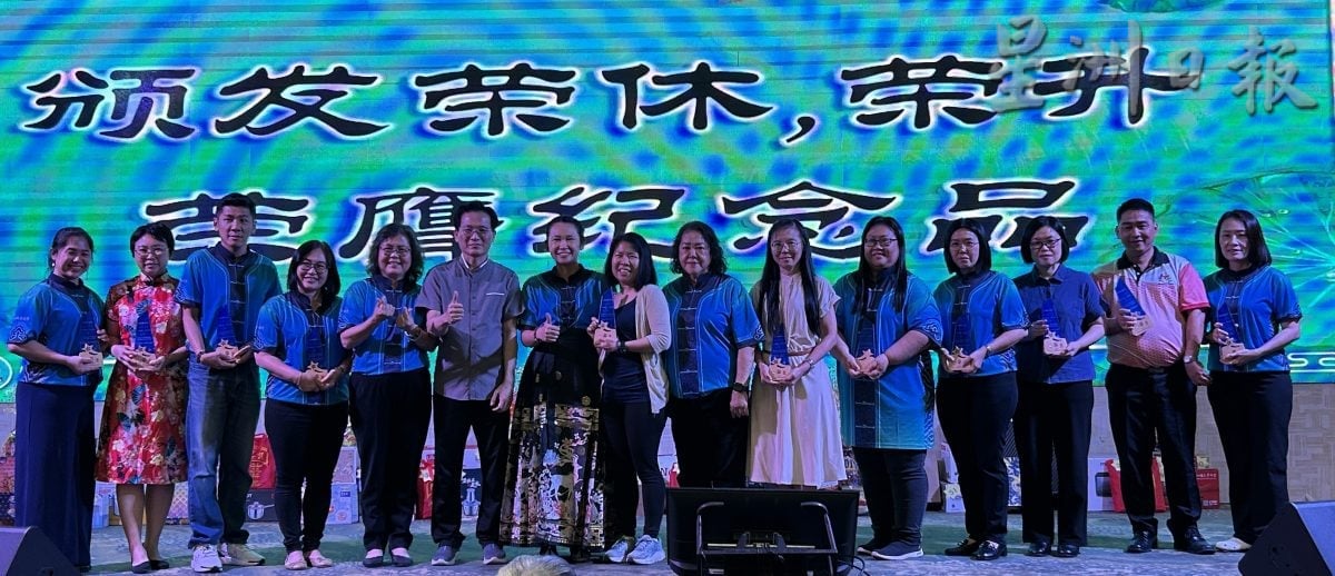 互补互助资源共享 霹三大教师会并肩前行