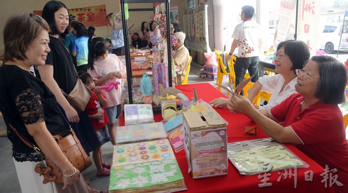 嘉年华筹获4万5000助同汉 情义相挺重建校舍  