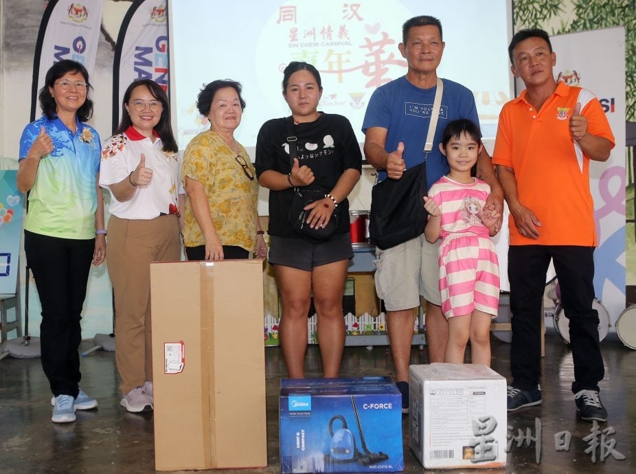 嘉年华筹获4万5000助同汉 情义相挺重建校舍  