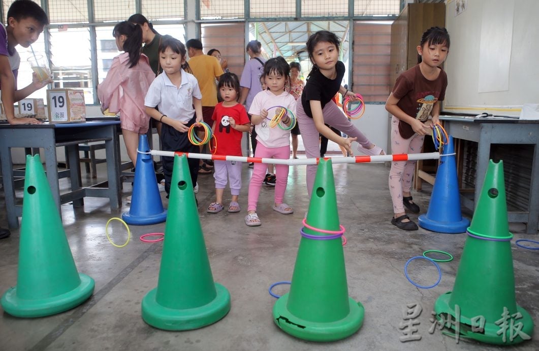 嘉年华筹获4万5000助同汉 情义相挺重建校舍  