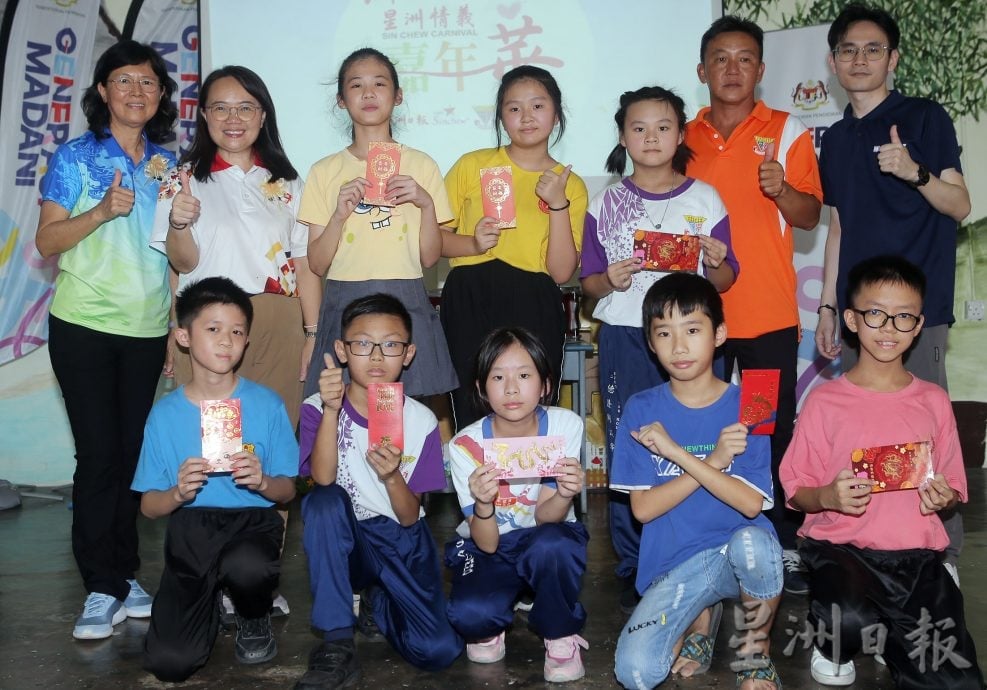 嘉年华筹获4万5000助同汉 情义相挺重建校舍  