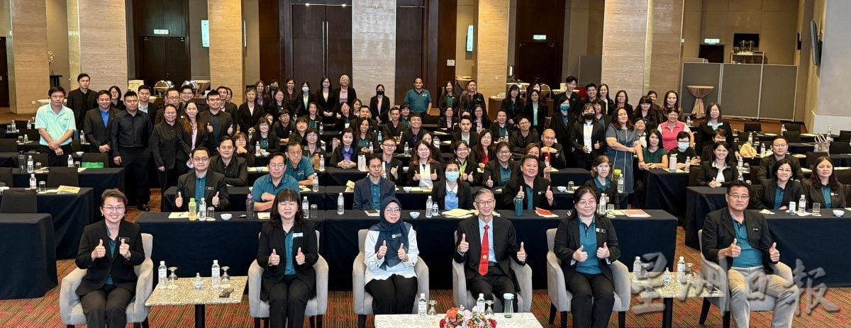 （古城第三版主文）诺瓦蒂：教育领域4原则不能被妥协