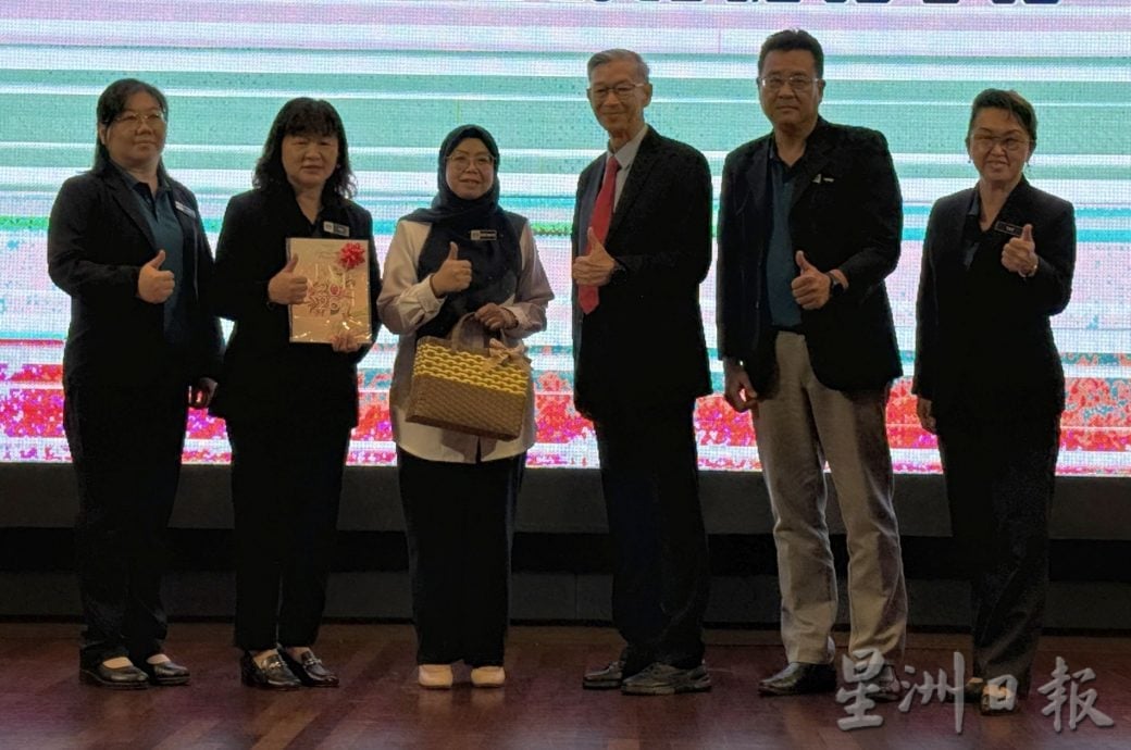 （古城第三版主文）诺瓦蒂：教育领域4原则不能被妥协