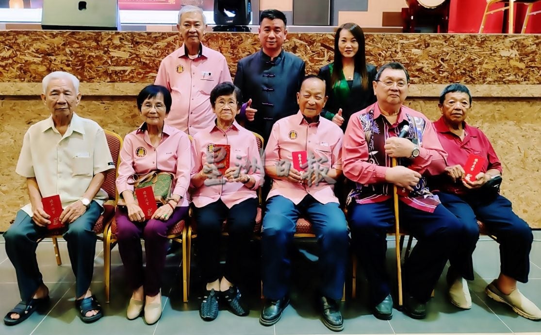 粤韵流芳文化之夜 优美粤曲安顺再响