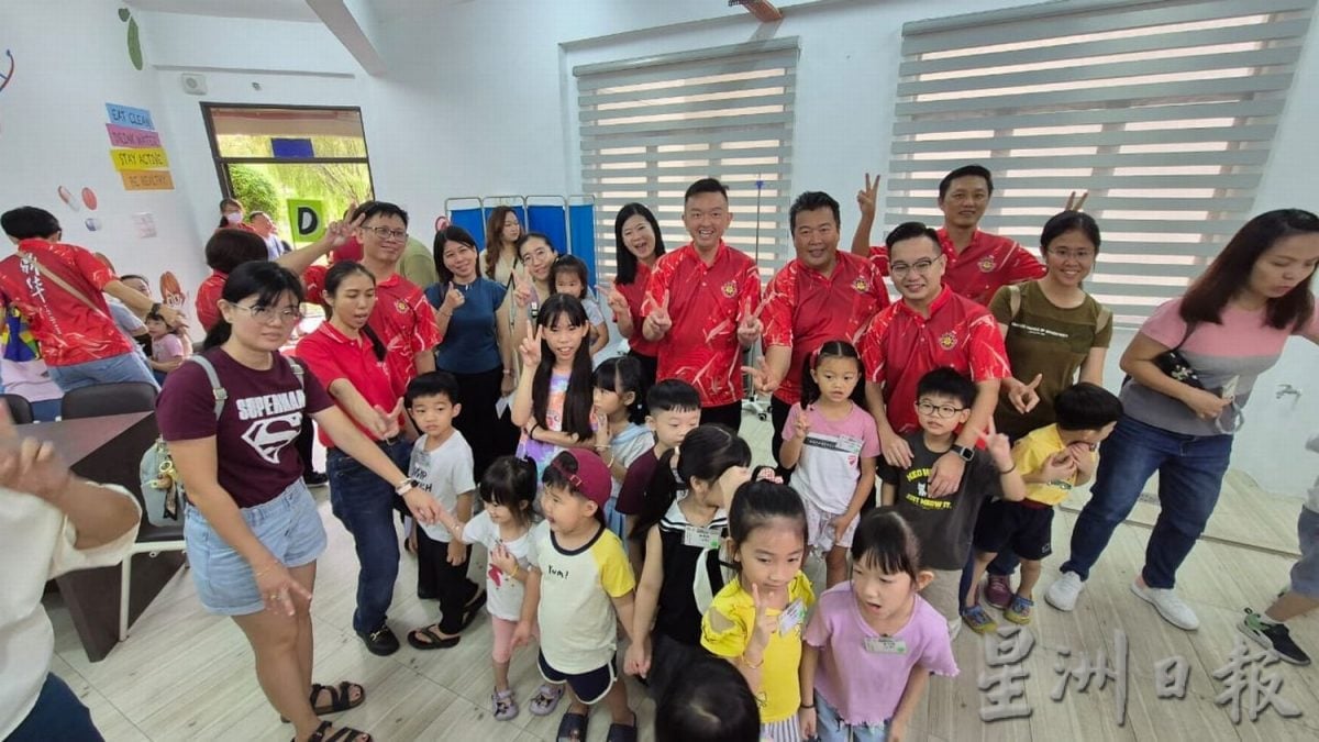 (古城第六版主文)鼎华学校《一日鼎华人》开放日活动