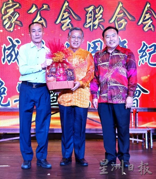 森客联合唱团以歌声回顾十载足迹 周世扬:唱出刘三姐精神