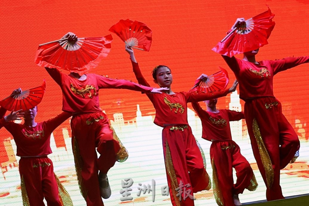 星角摄:森州民族舞蹈观摩会,薪火舞动之夜