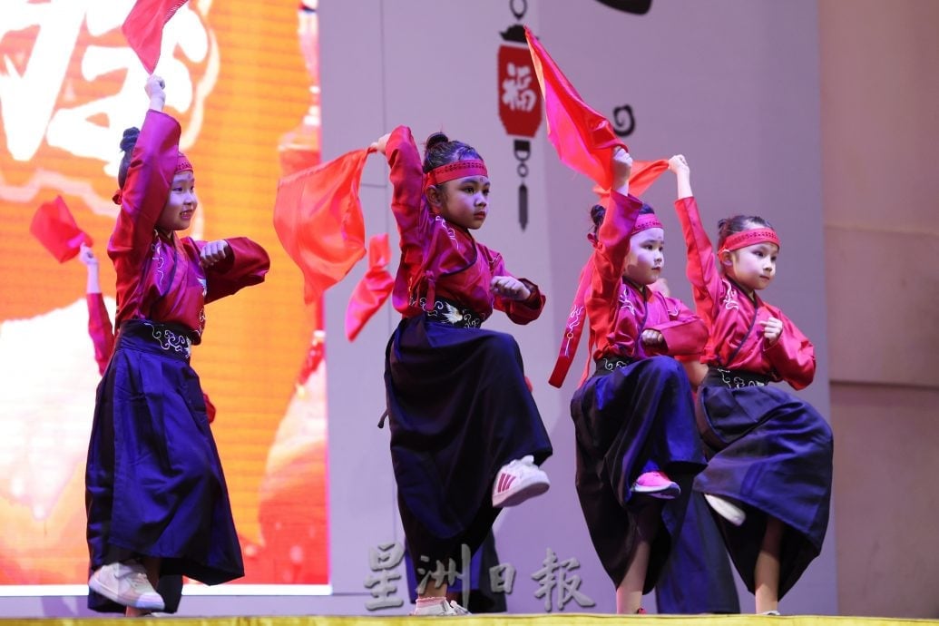 星角摄:森州民族舞蹈观摩会,薪火舞动之夜