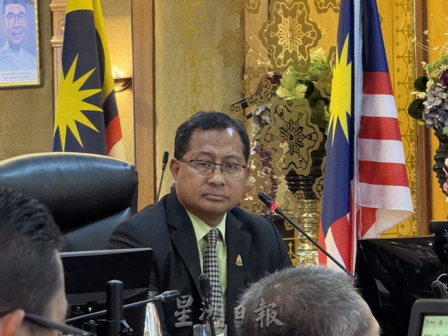 版头//大都会/（主文）八打灵再也市政厅常月会议