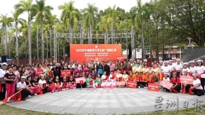 参与国际客家山歌交流展演 下霹客家公会歌咏组访广州