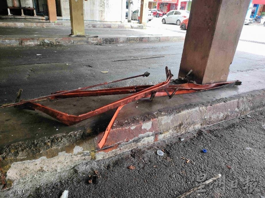 (古城第四版主文)普罗士邦旧巴士总站如“弃婴”